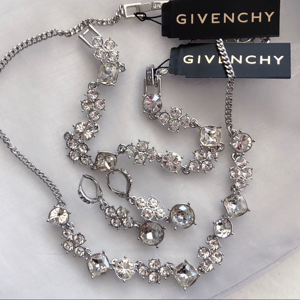 🔥SALE🔥NEW Set of Givenchy Necklace Earrings Bracelet Christmas Holiday Gift